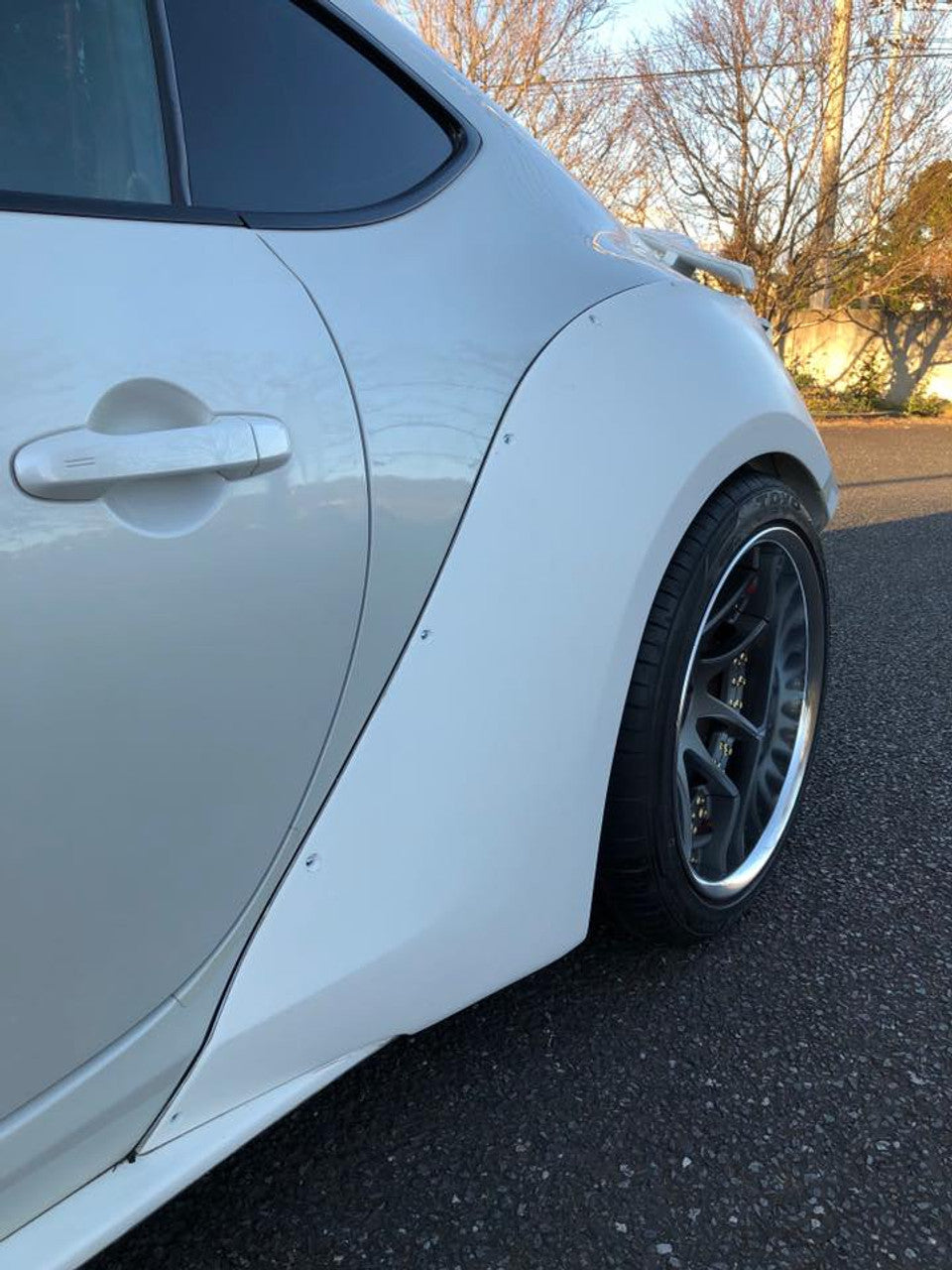 VeilSide 2013-2020 Scion FR-S/ Subaru BR-Z/ Toyota 86 Complete Wide Body Kit - Front Bumper, Front Fenders, Vented Hood, Side Skirts, Rear Bumper, Rear Over Fenders, Rear Lip Spoiler & Rear Wing (Japanese FRP)